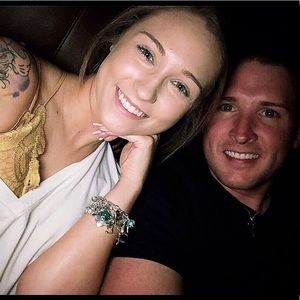 Meet your Posher, Pey